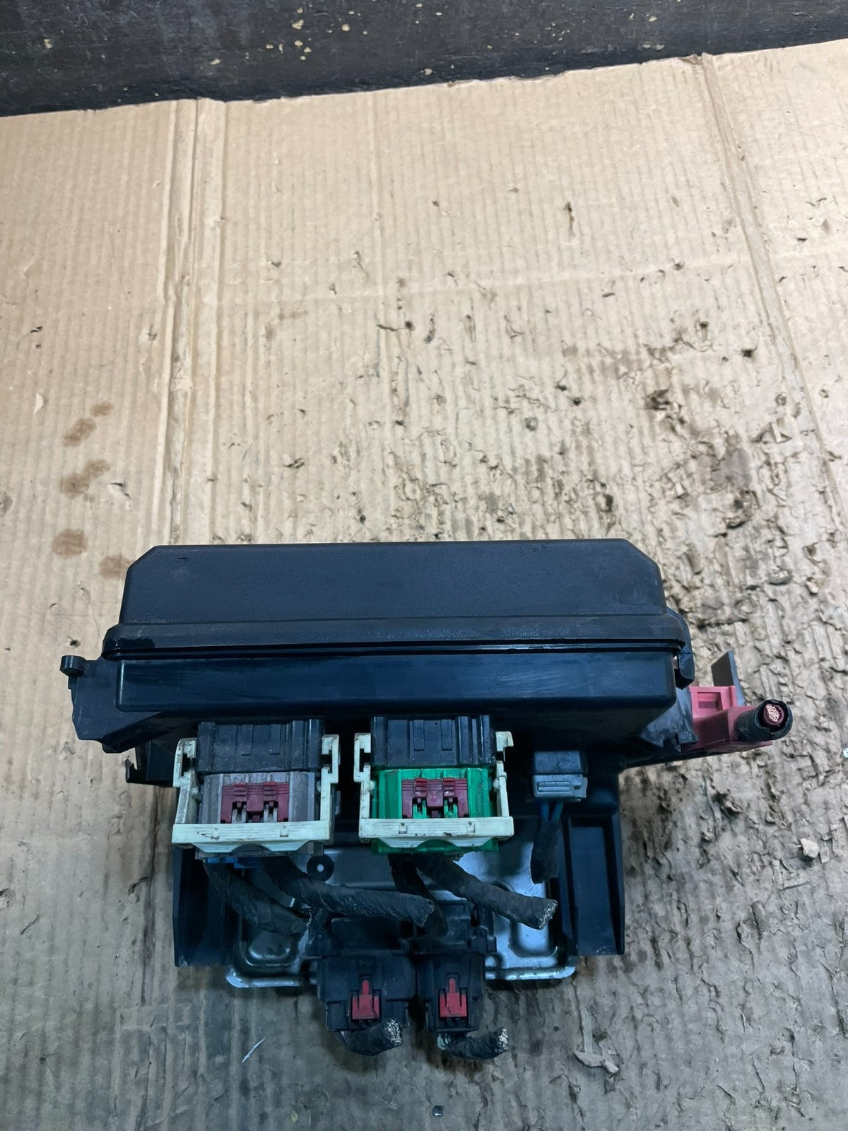2005 2007 Dodge Charger  Fuse Box Body Control Module BCM X9839  DG2