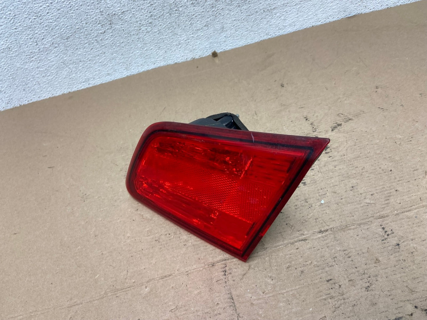 2010-2014 Subaru Legacy Right Passenger Rh Side Tail Light Inner AF4598 LK1