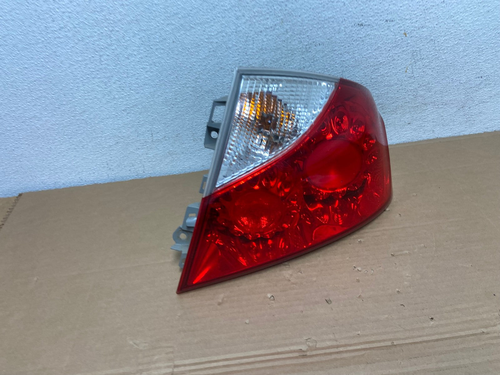 2008 2009 2010 Infiniti M35 M45 Right Passenger RH Side Tail Light AD4163 LK2