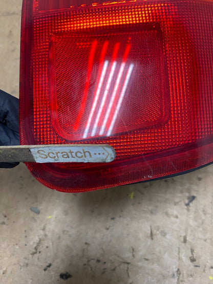 2001 to 2004 Hyundai Santa Fe Right Passenger Rh Tail Light V5813 DW3