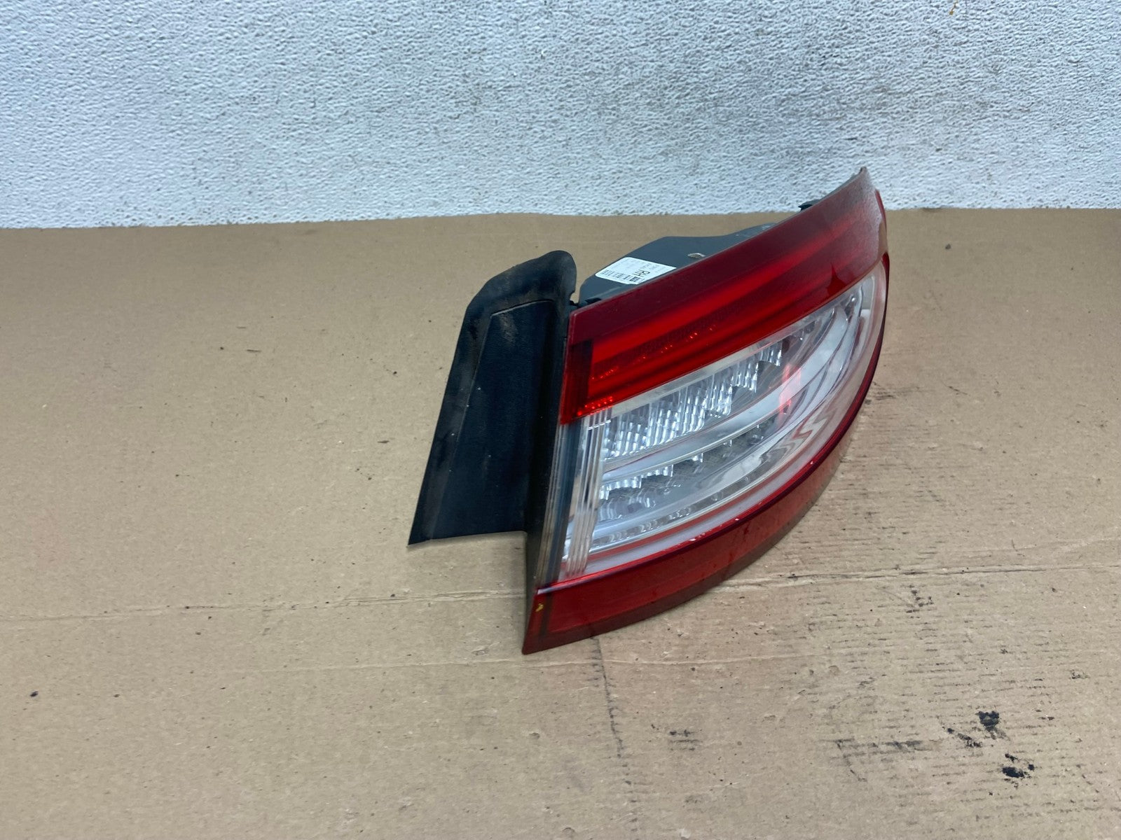 2013 to 2016 Ford Fusion Right Passenger RH Side Tail Light AF4437 LK2