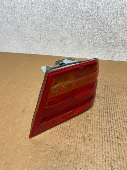 1996 - 1999 Mercedes-Benz E W210 E320 Right Passenger Tail Light AE0234 LK2