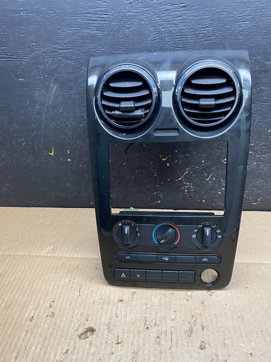2008-2009 Ford Taurus X Center Console Climate Radio Control Panel v1501 DG0