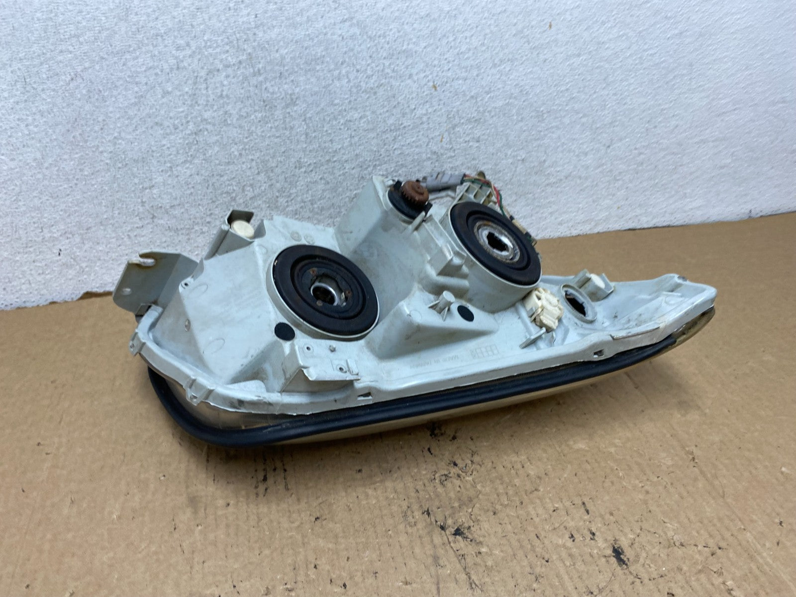 2006-2009 Toyota 4Runner Halogen Left Driver LH Projector Headlight AG2246 DW7