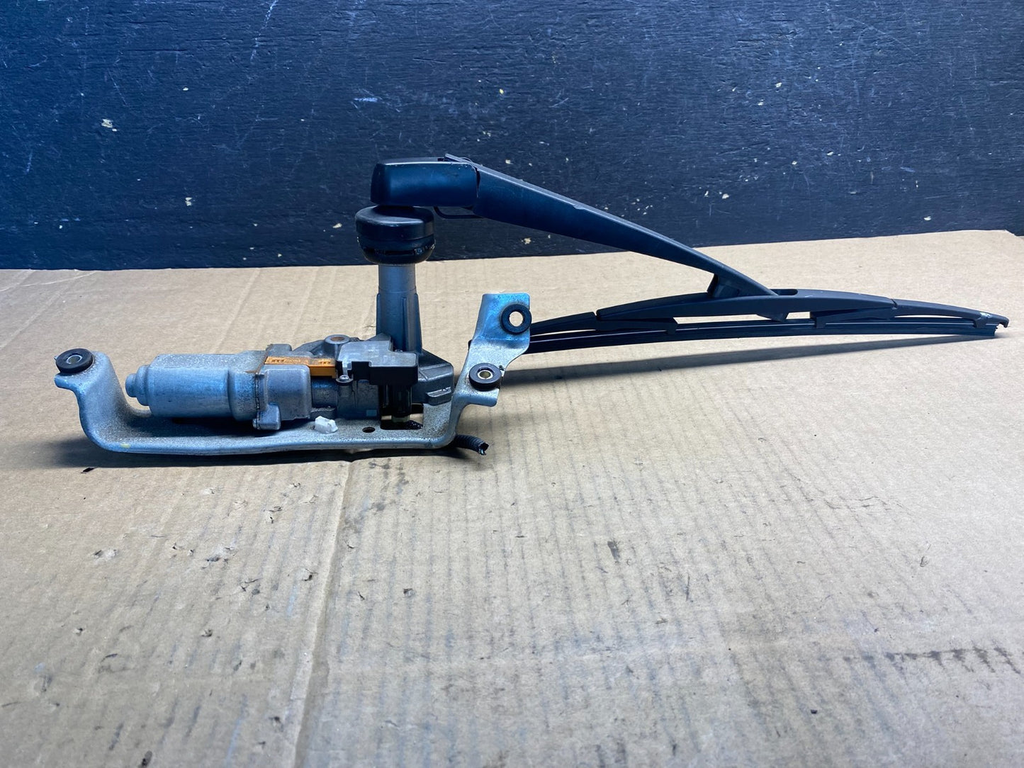2012 to 2016 Honda CRV Rear Wiper Motor AA77151