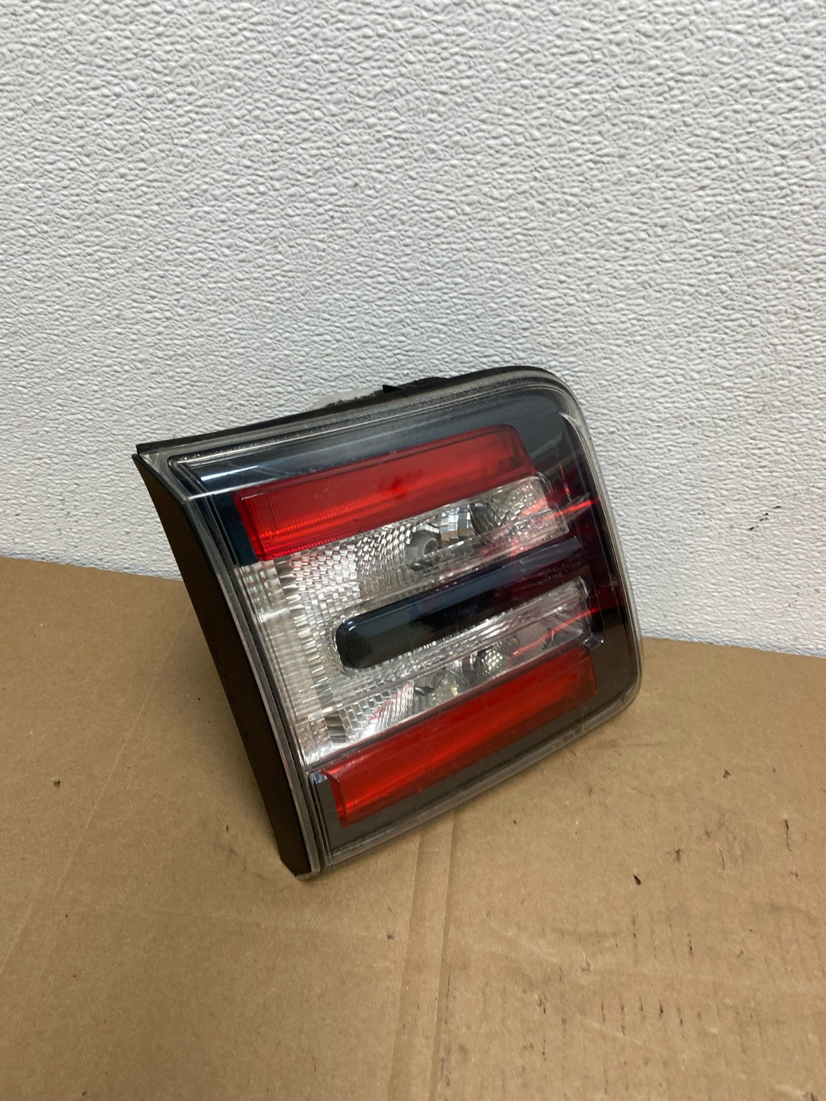 2013 to 2016 GMC Acadia Left Driver LH Side Inner Tail Light AB6840 LK2