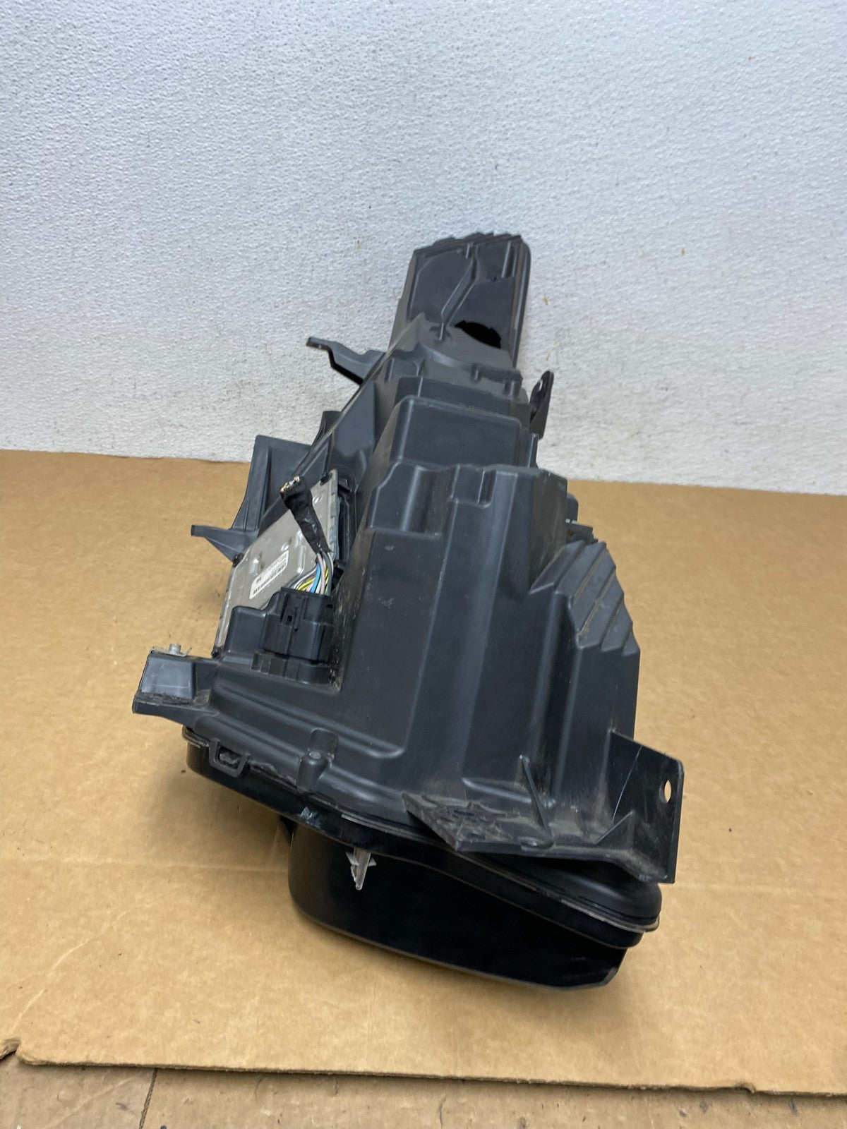 2020-2023 Ford Explorer Left Police Interceptor w/Module Headlight AD4538 DW6