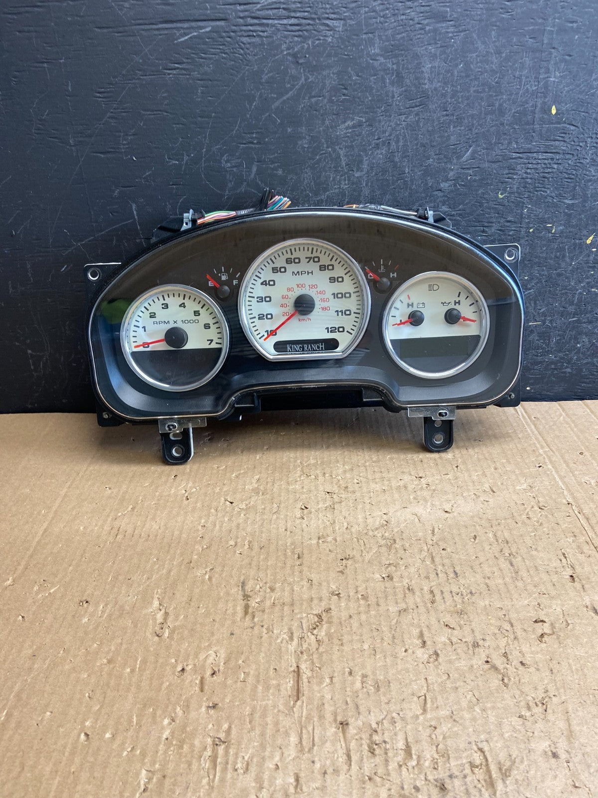 2007 - 2008 Ford F150 F-150 King Ranch Speedometer Cluster Gauge AE4326 DG0