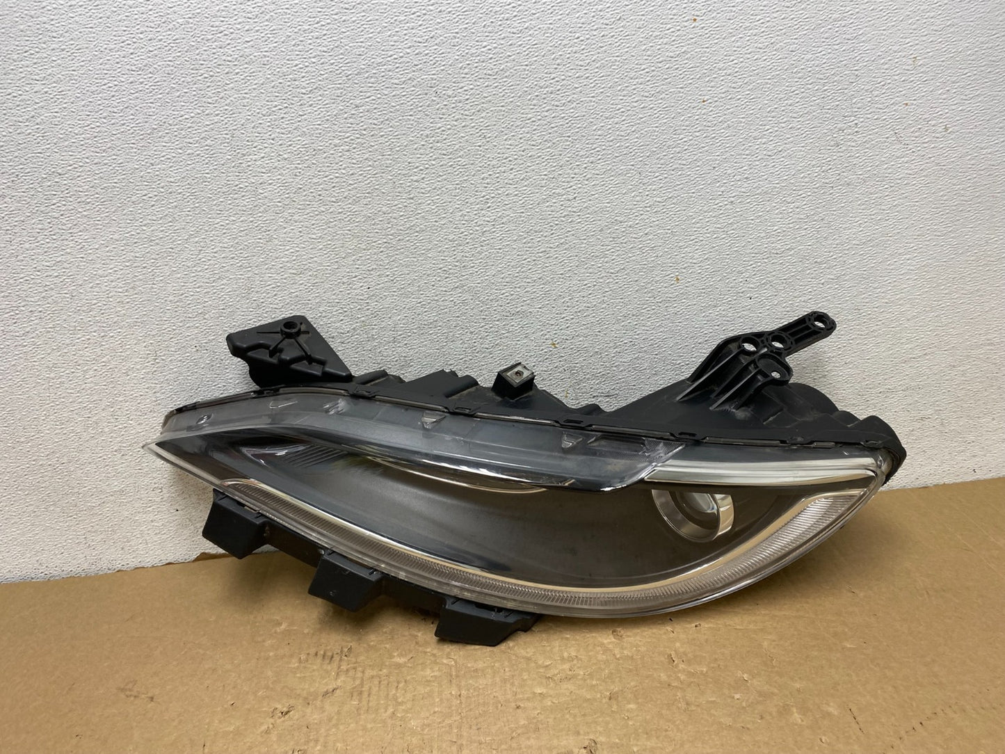 2015 2016 2017 Chrysler 200 Left Driver LH Side Halogen Headlight AF7929 DW0