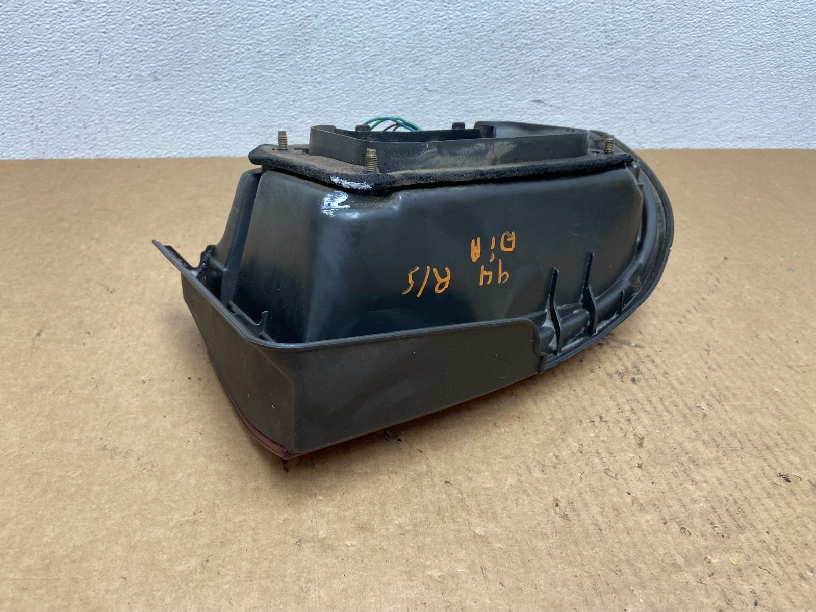 1994 to 1996 Mitsubishi Diamante Right Passenger Inner Tail Light AC2973 DG5