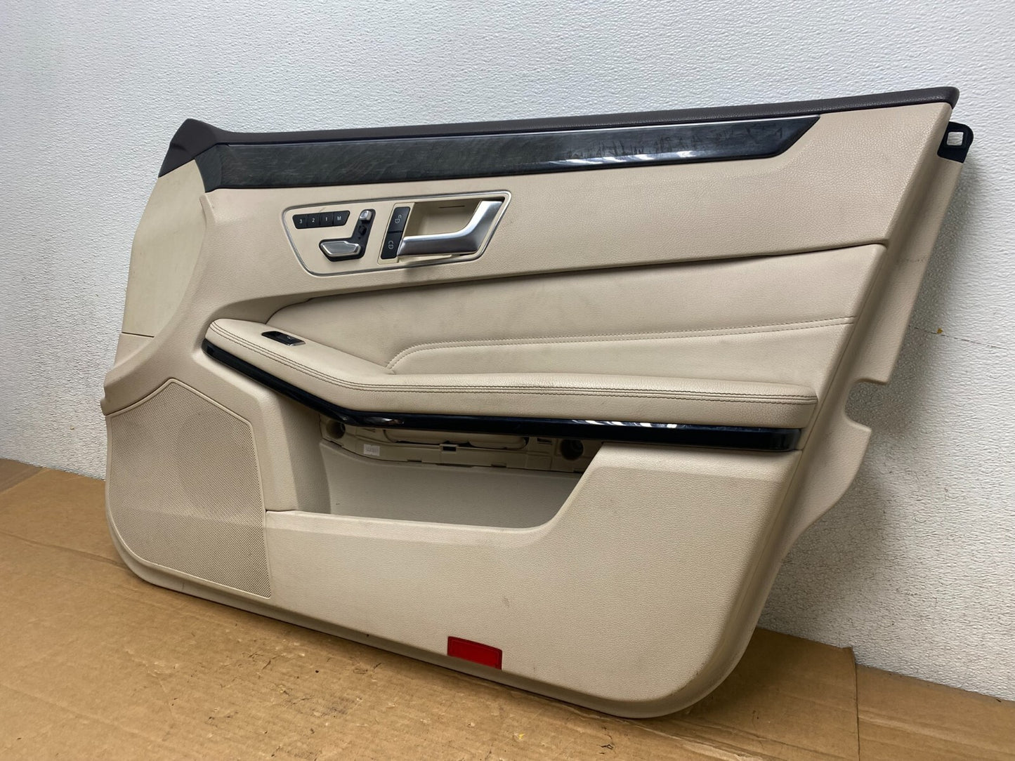 2014 to 2016 Mercedes-Benz E350 Front Right Interior Door Panel Trim OE M6903 DG1