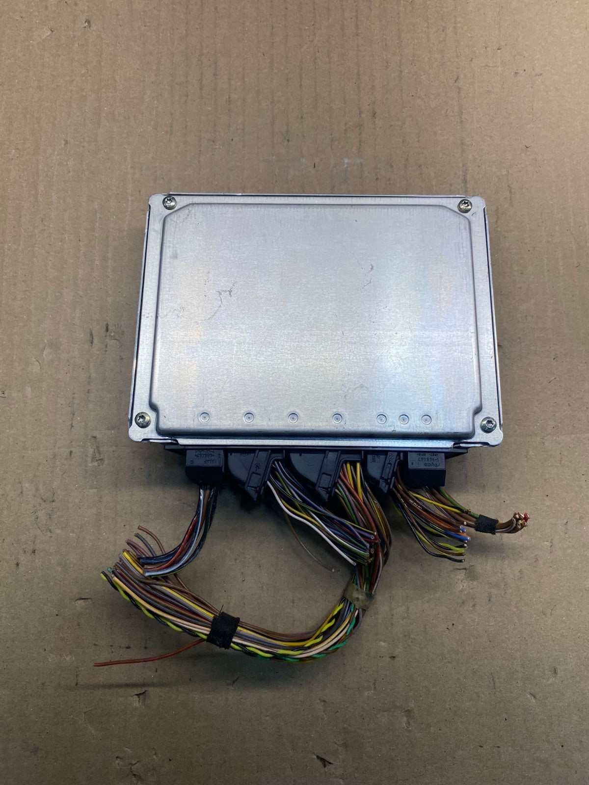 2004 - 2005 BMW 325i 525i ECU ECM Engine Control Module Computer ai4959 DG1