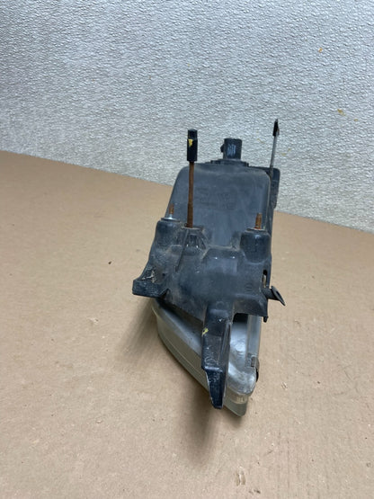 1995 to 1996 Nissan Maxima Right Passenger Side Headlight Halogen OEM AB4982 DW7