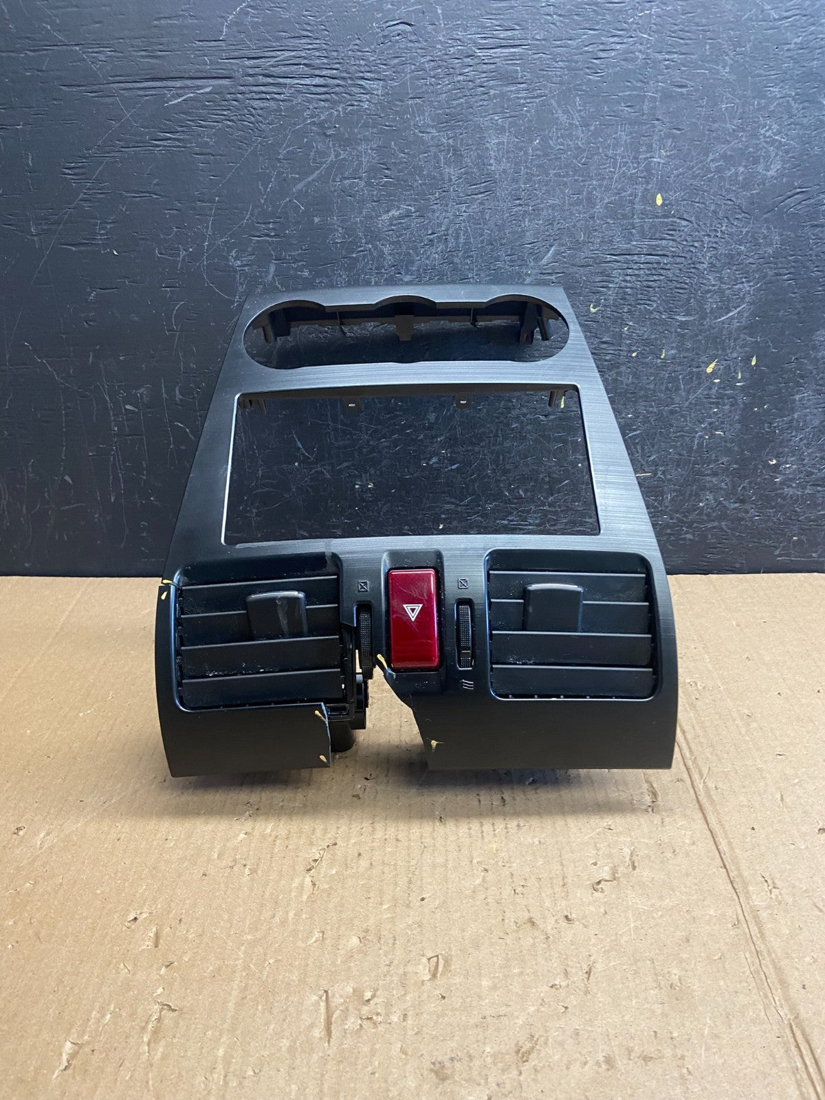 2012-2015 Subaru Forester Heater Climate Temp Control Radio Bezel ae3843 DG0
