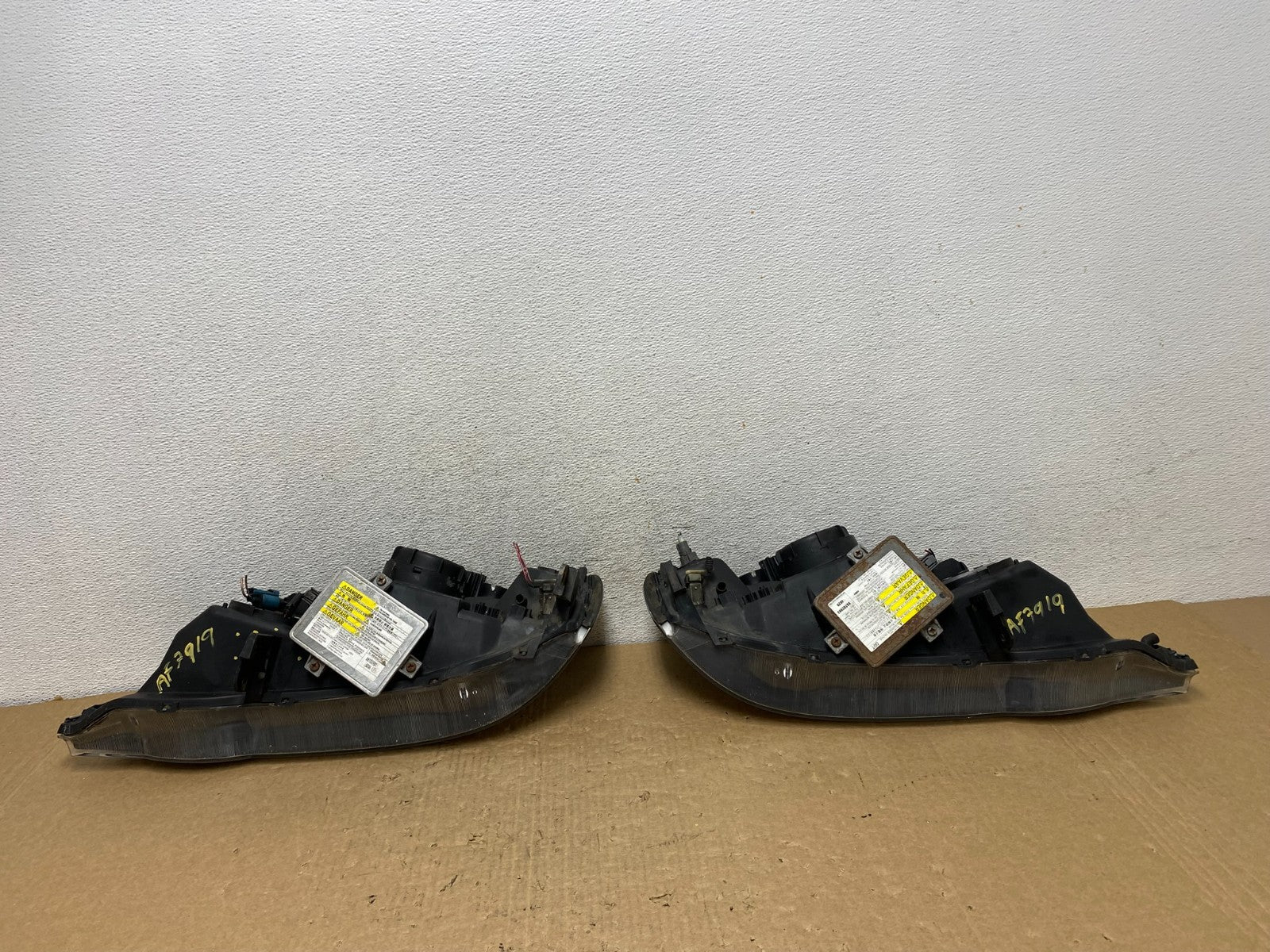 2002 to 2003 Acura TL Driver Left+Right Side HID Xenon Headlights AF7919 DW10