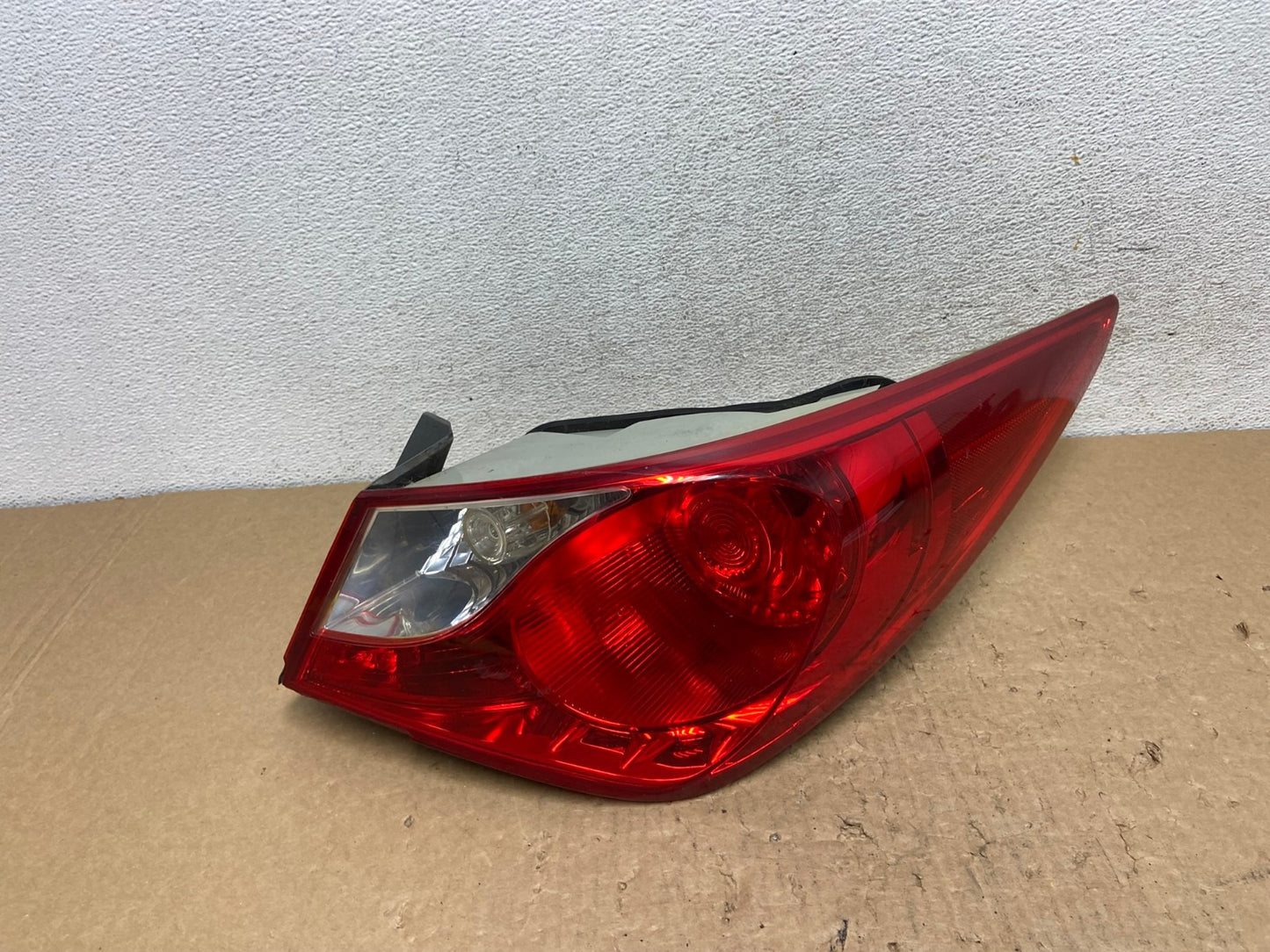 2011 2012 2013 Hyundai Sonata Right Passenger RH Tail Light AF8035 LK0