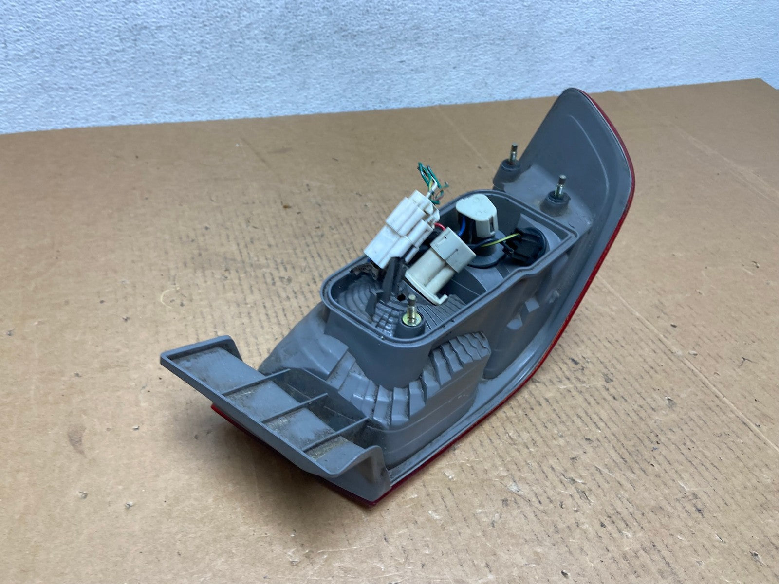 2000 to 2001 Toyota Camry Right Passenger Rh Tail Light AE0526 LK3