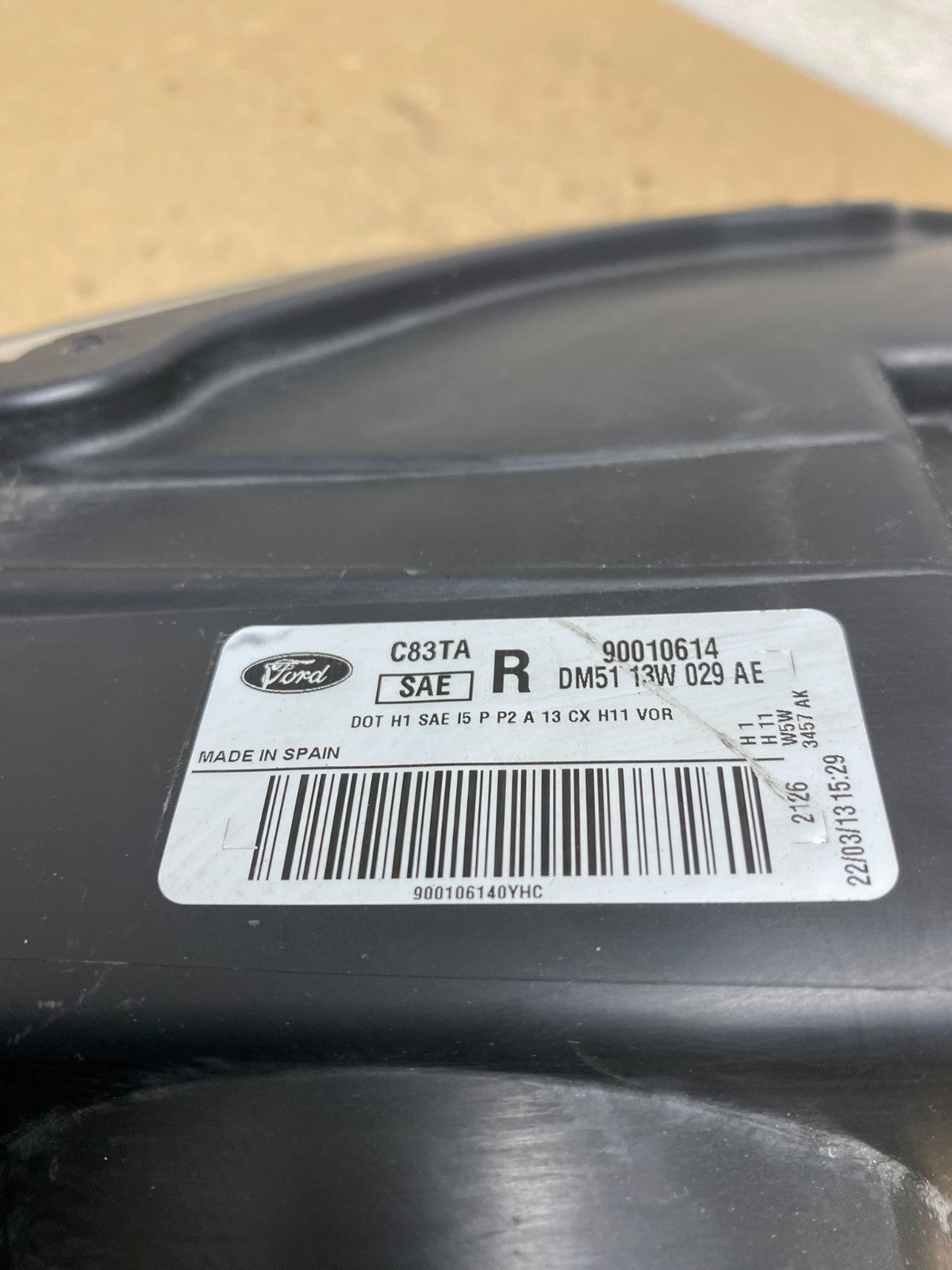 2013 to 2016 Ford C-MAX Right Passenger Side Headlight AF8383 DW10