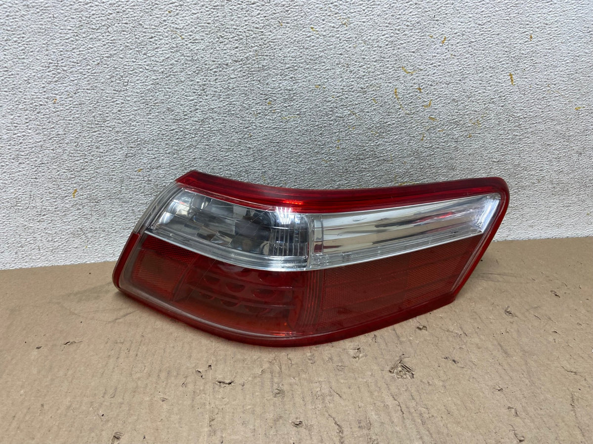 2007 2008 2009 Toyota Camry Right Passenger Side Tail Light AH7664 LK0