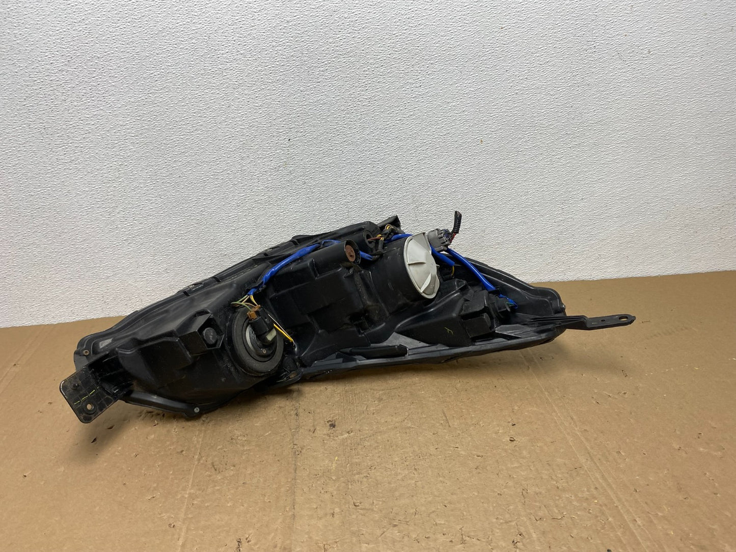 2013 2014 Subaru Legacy Outback Left Driver Halogen Headlight AC6083 DW4