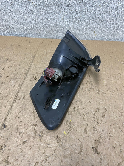 1997 1998 1999 Toyota Camry Right Passenger RH Turn Signal V4500 DW5