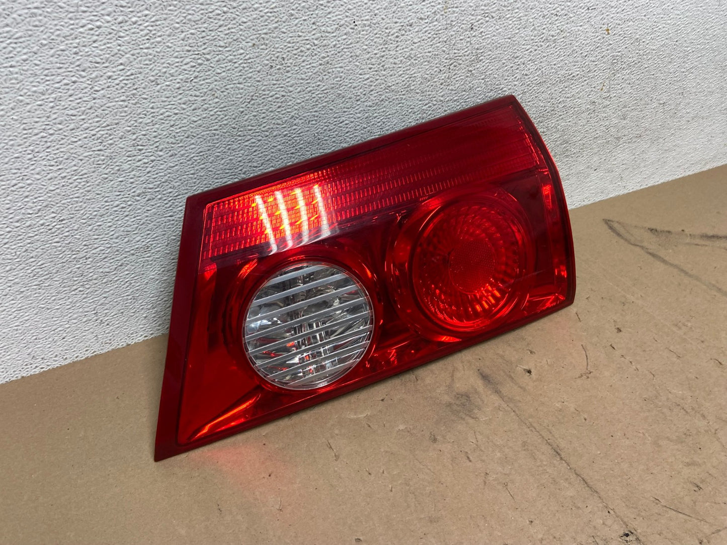 2006 to 2010 Toyota Sienna Right Passenger Rh Inner Tail Light AE6804 LK2