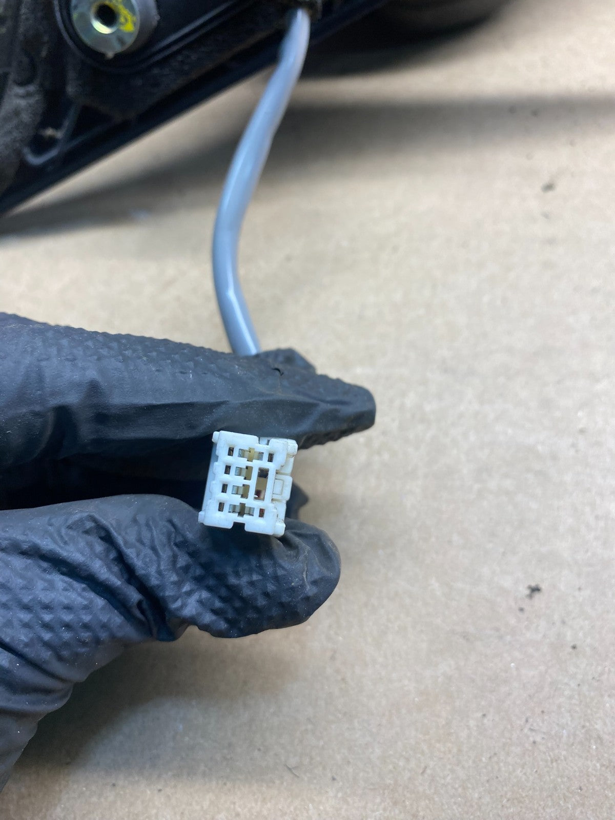 2005-2009 Subaru Legacy Left Driver LH Side View Door Mirror OEM AB7162 DW11