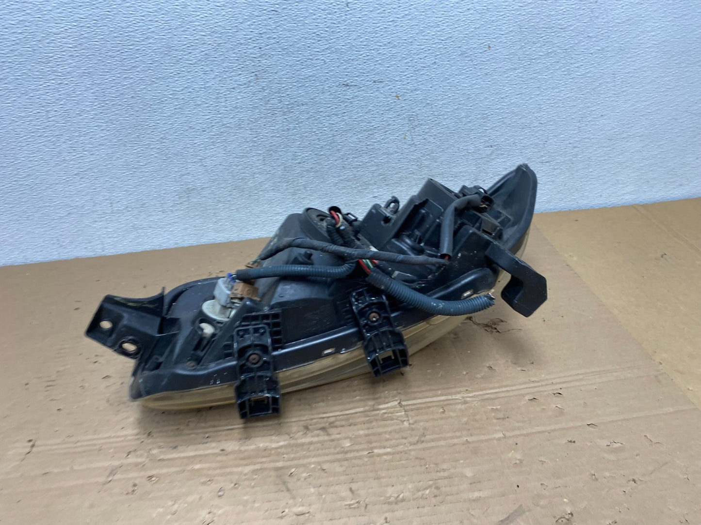 2008 2009 2010 Scion XB Right Passenger RH Headlight Halogen AD4331 DW9