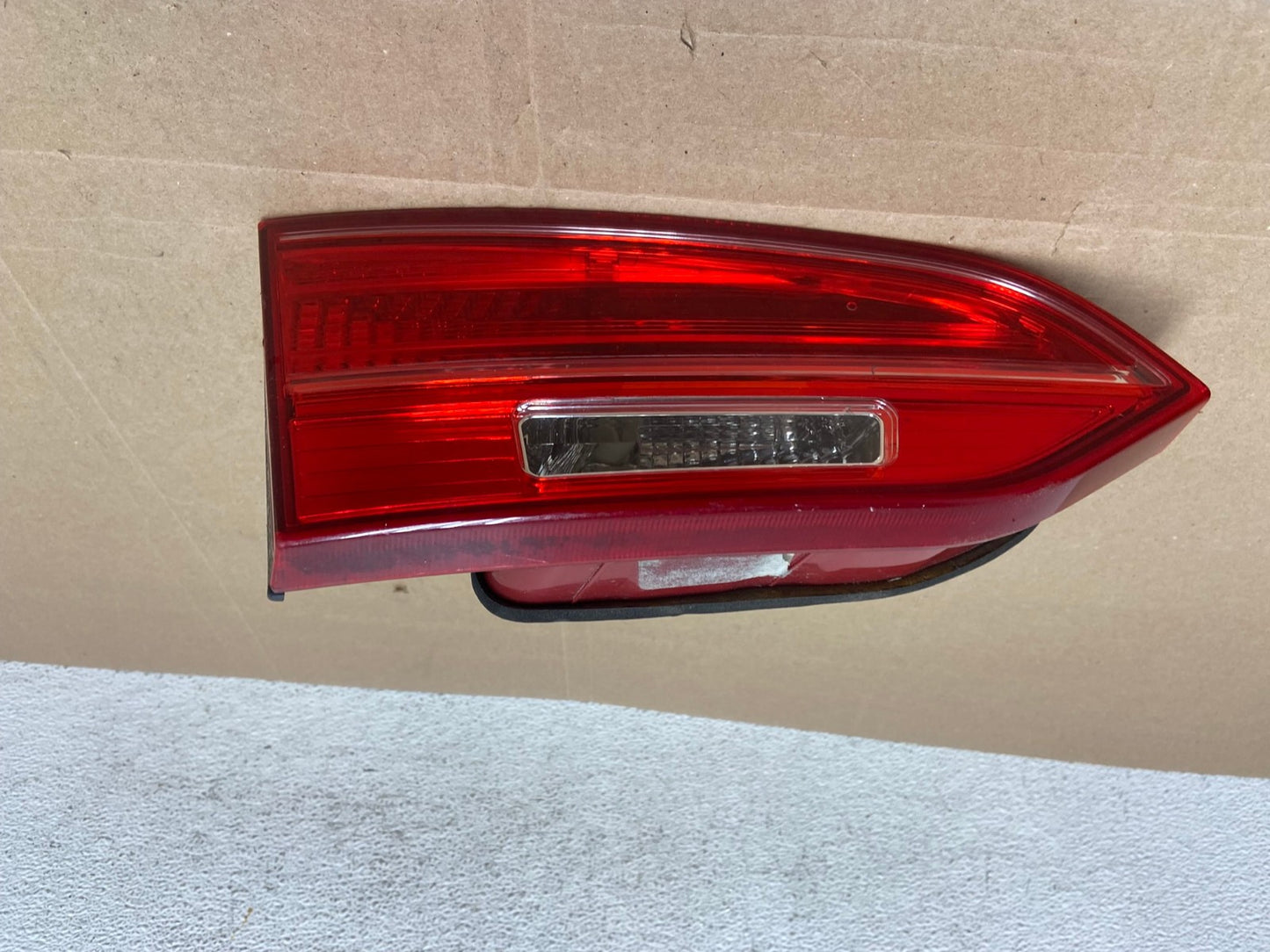 2013-2016 Hyundai Santa Fe Sport Left Driver LH Inner Tail Light AE4897 LK0