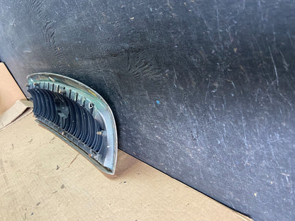 2001 to 2005 Hyundai Sonata Front Upper Grille Grill Bumper OEM O8090 DG16