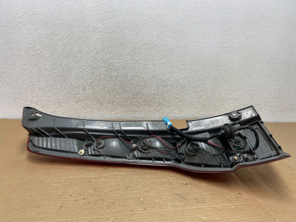 2007 - 2011 Honda Cr-v Crv Right Passenger Rh Side Tail Light AG8989 DW7