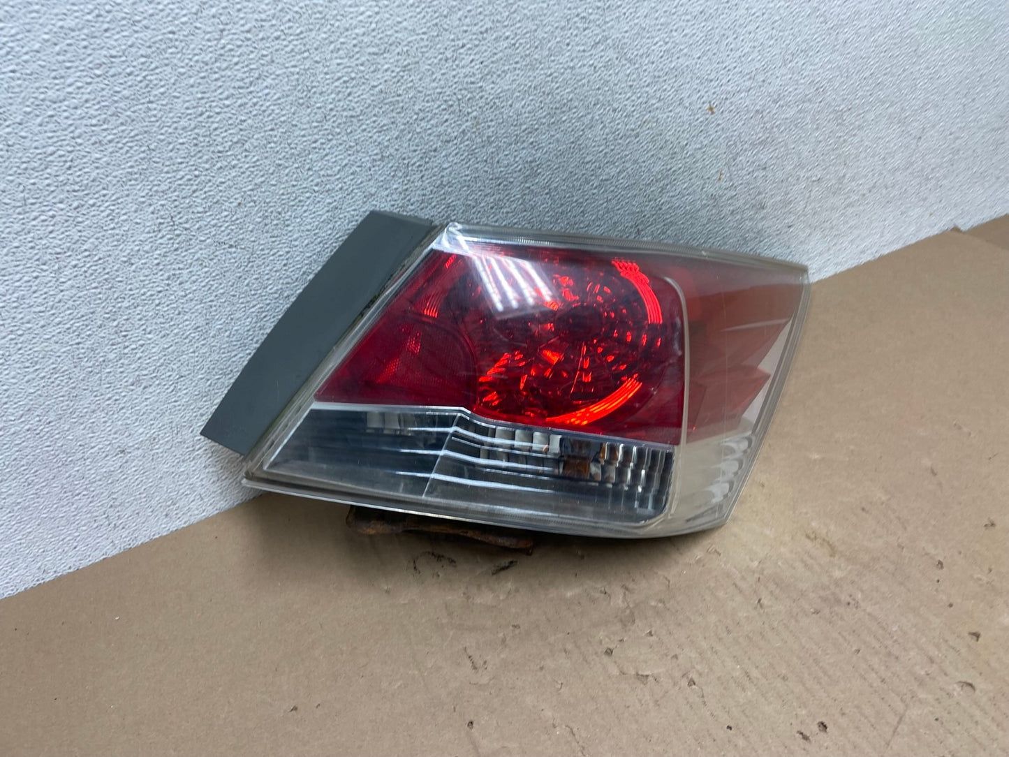 2008 to 2012 Honda Accord Sedan Tail light Right Passenger RH Side AG6703 LK2