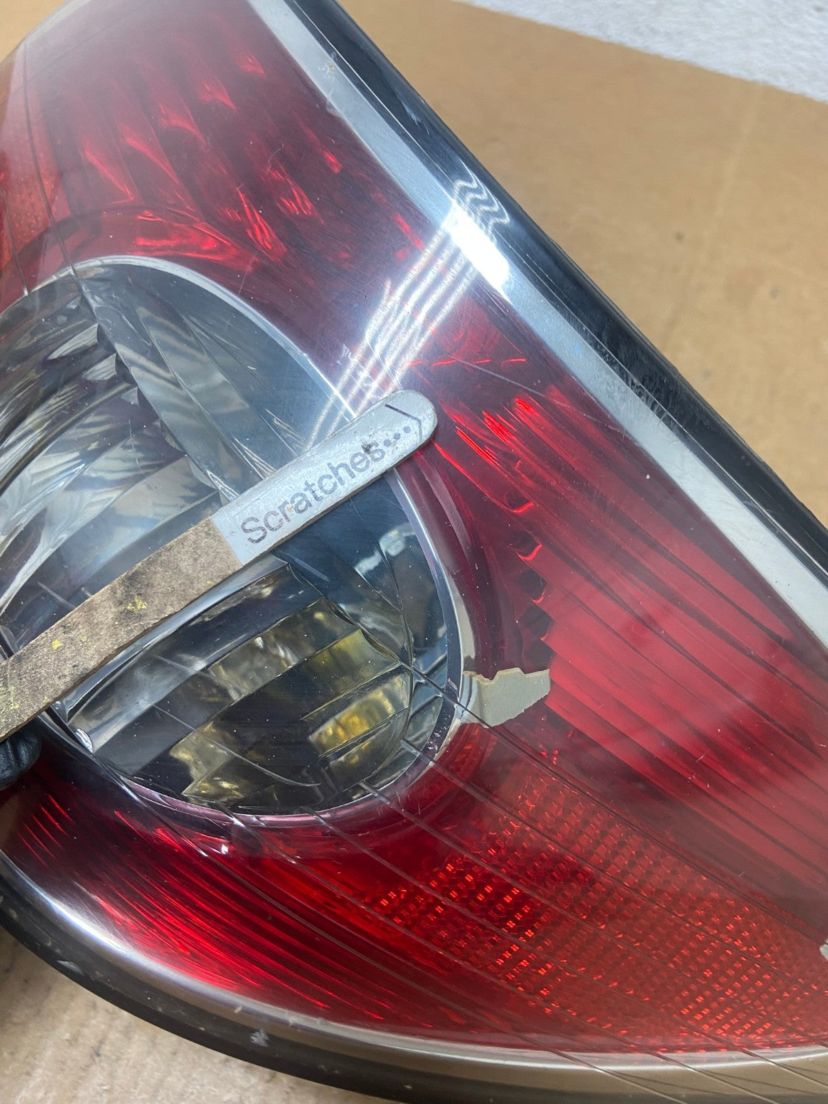 2002 to 2004 Lexus ES300 ES330 Right Passenger Side Tail Light AE0449 LK3