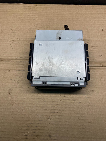 1995-1999 Chevy C1500 C2500 K1500 K2500 Stereo Audio CD Player Receiver AH96384