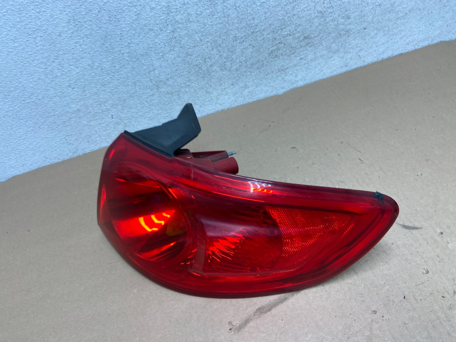 2007 2008 2009 Hyundai Santa Fe Right Passenger Rh Tail Light AG3382 LK1