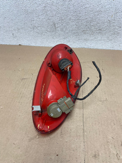 2001 to 2005 Chrysler PT Cruiser Right Passenger Tail Light AG4606 LK7