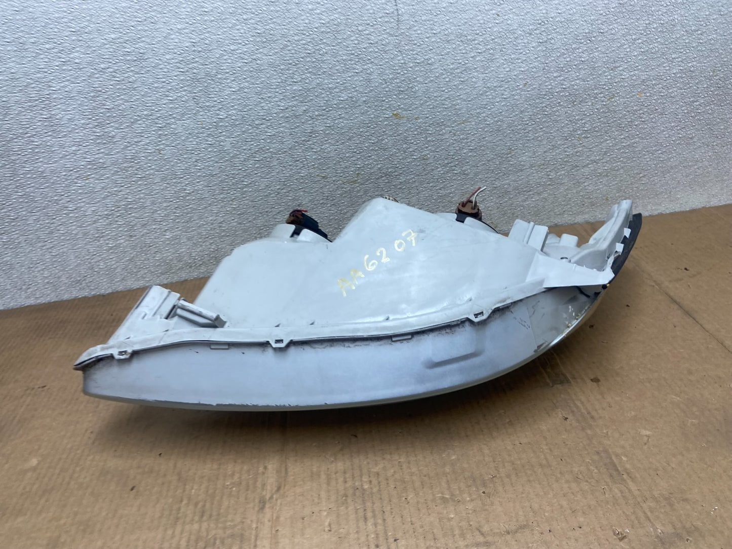 2002 to 2004 Toyota Camry Halogen Headlight Right Passenger Rh OEM AA6207 DW7