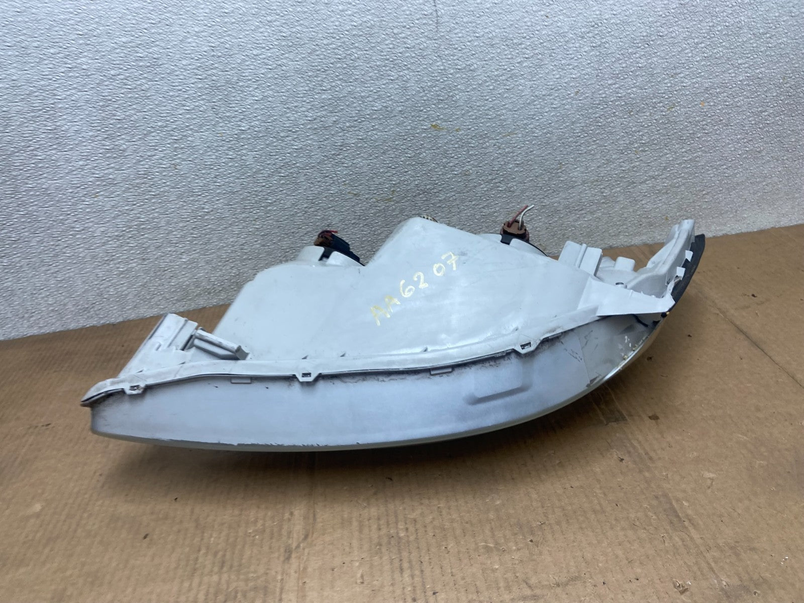 2002 to 2004 Toyota Camry Halogen Headlight Right Passenger Rh OEM AA6207 DW7