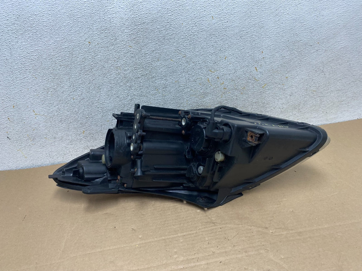 2007 to 2012 Hyundai Veracruz Right Passenger RH Headlight Halogen AH9341 DW5