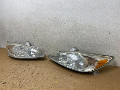 2002 2003 2004 Toyota Camry Left+Right Set Side Halogen Headlights V8292 DW1