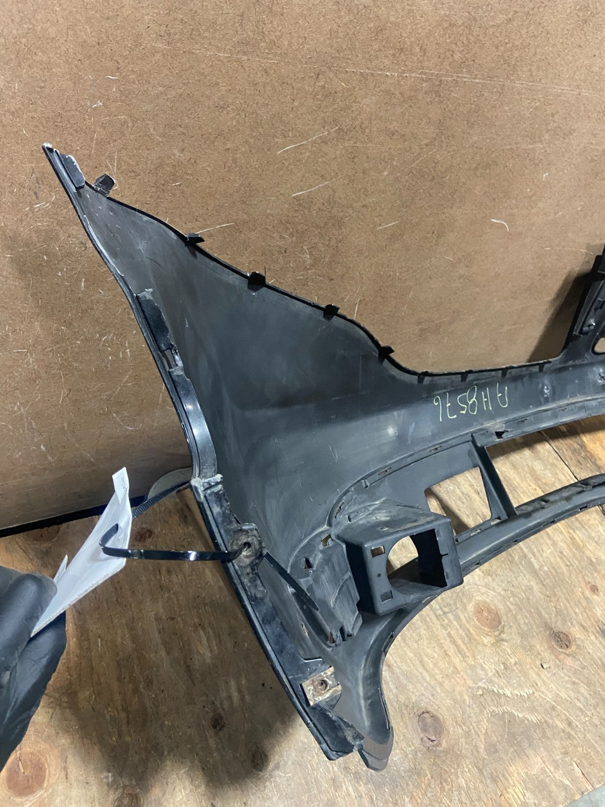 2013 to 2019 Lincoln MKT Front Bumper Cover AA92798
