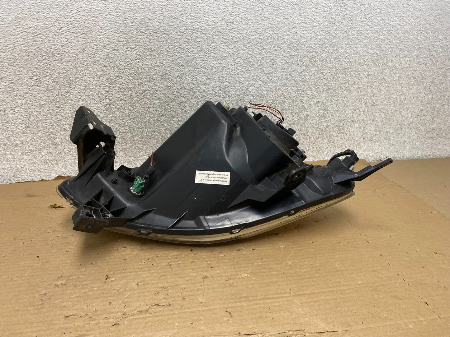 2002 to 2004 Honda Crv Cr-v Left Driver Halogen Headlight AG8206 DW3