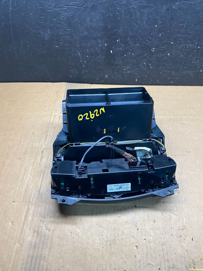 2007 - 2009 Mercedes W211 E550 E320 Center Console AC Heater Air Vent N2920 DG4