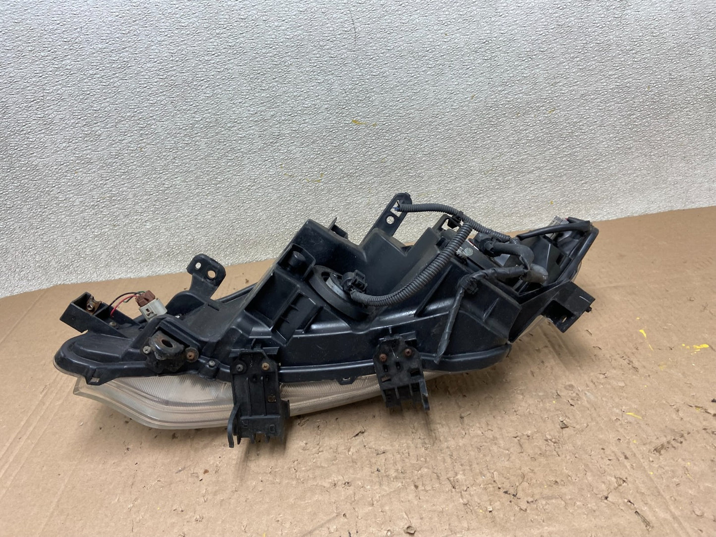 2011 to 2014 Nissan Murano Headlight Right Passenger Rh Oem Halogen Y0501 DW8