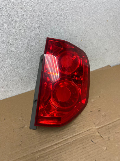 2003 2004 2005 Honda Pilot Right Passenger RH Side Tail Light AD3884 LK2