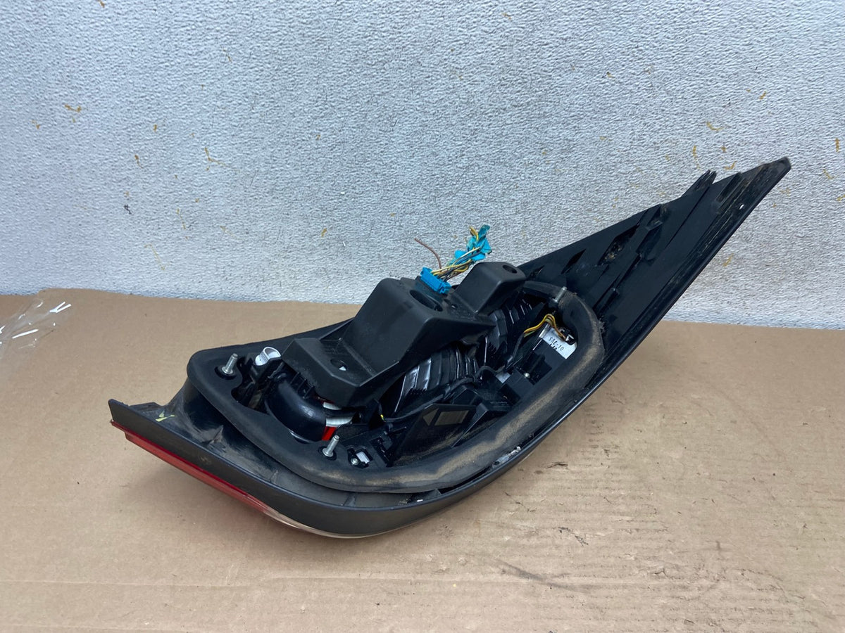 2008 2009 2010 BMW 5 525i 530i Right Passenger Rh Tail Side Light AH9493 LK5