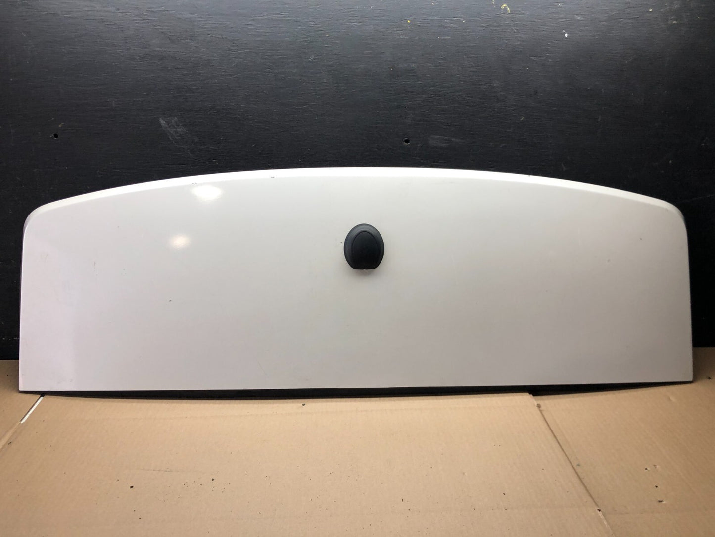 2007 to 2010 Ford Edge Rear Spoiler Wing With Brake Light OEM B40430