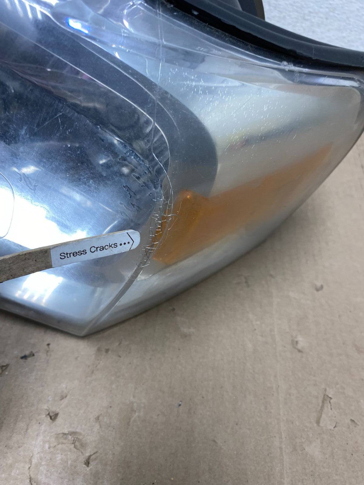 2007 - 2014 Ford Expedition Left Driver LH Side Headlight Halogen AG6925 DW4