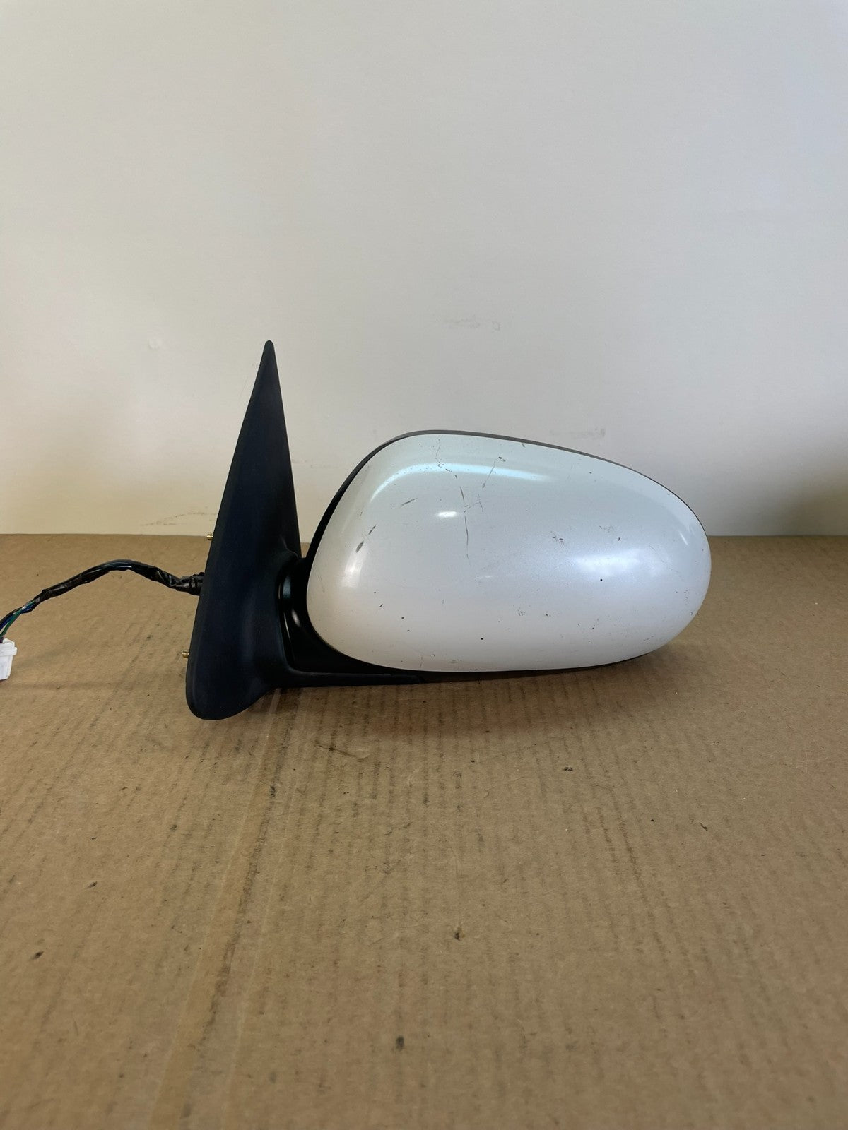 2000 - 2004 Infiniti i30 i35 Front Left Driver LH View Door Mirror AF5492 DW0