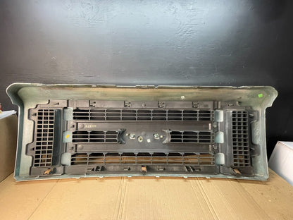 2008 to 2014 Ford Econoline E150 E250 Front Upper Chrome Grill Grille ac5330 DG4